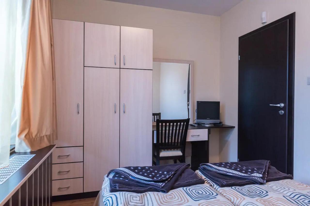 Charming, Fully-Furnished, 2-Bedroom Apartment バンスコ エクステリア 写真
